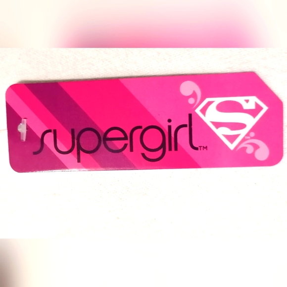 🔥SALE🔥 Supergirl Superhero Baby Girls Onesie Bodysuit NWT Size 18-24 Months - Picture 5 of 5